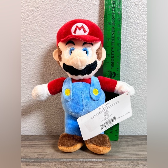 Mario Super Mario Brothers 2023 Plush Stuffed Doll approx. 8" Nintendo w/tags - Picture 3 of 8
